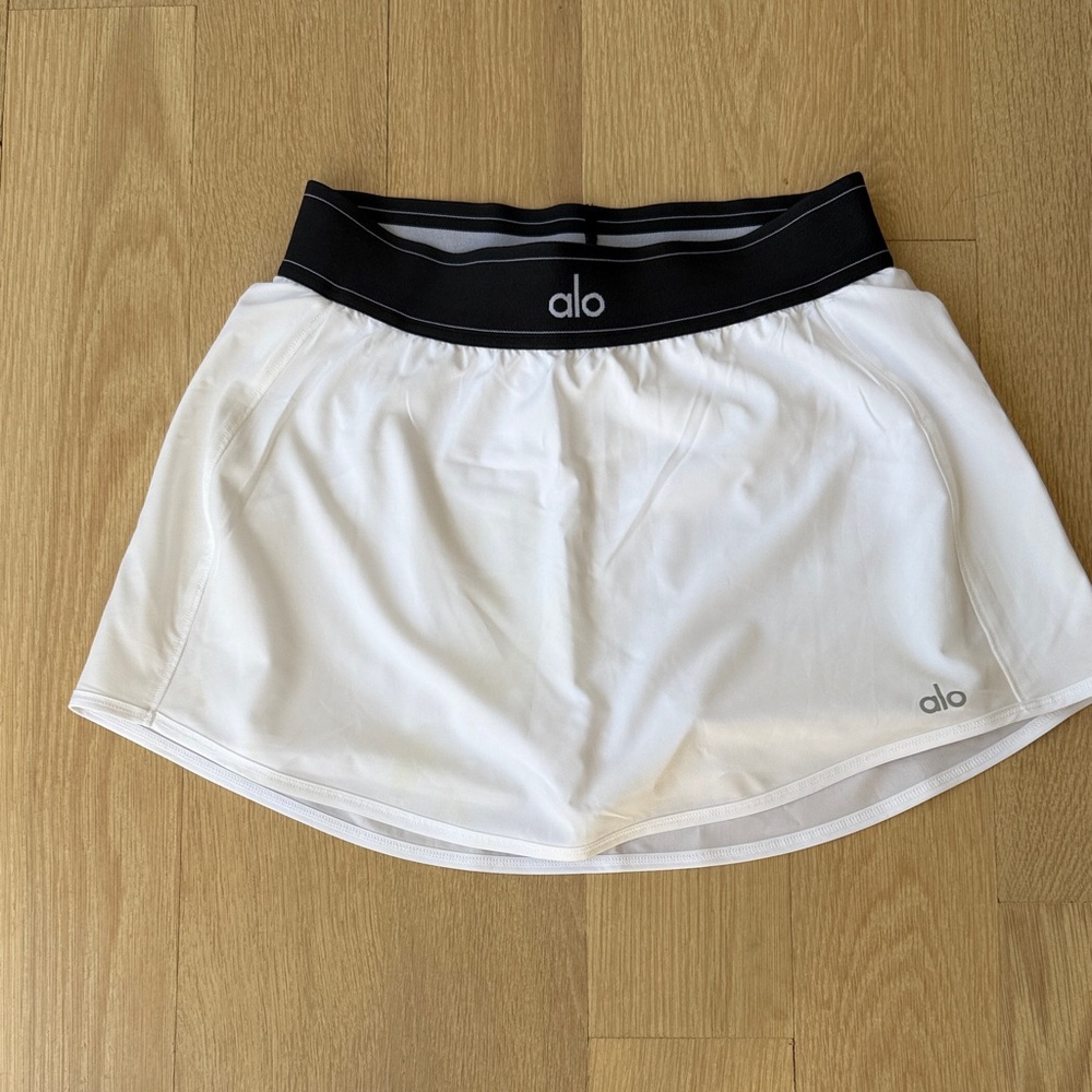 Alo Match Point Tennis Skirt size xs Color
White